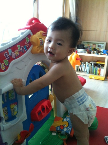 자꾸 일어선다. (Hit:4395)