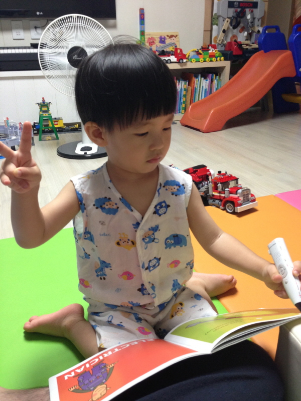 세이펜으로 공부중 한컷 (Hit:5084)