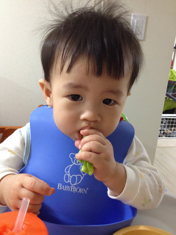 김동하 이렇게도 먹는구나. (Hit:4003)